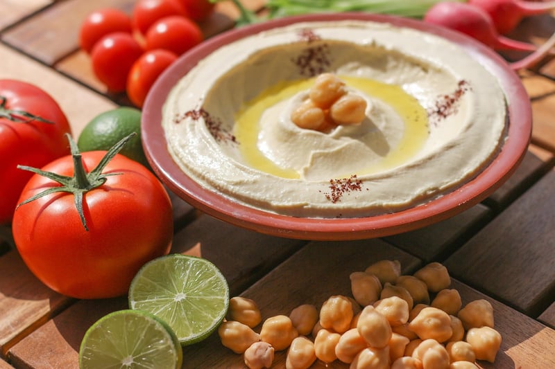 Hummus with Veggie Sticks